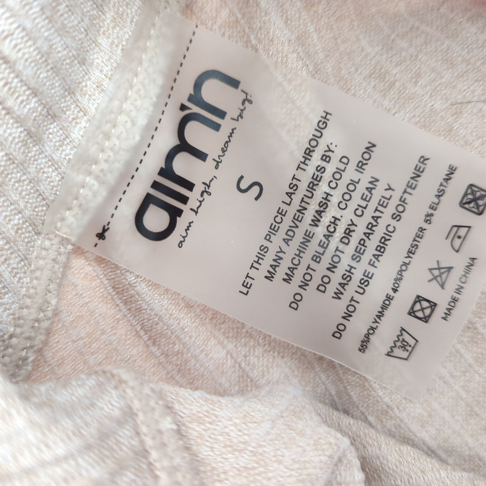 Aim'n Women's Stretchy Yoga Pants Leggings Small Seamless Ribbed Scrunch Bum S — image 5 of 7